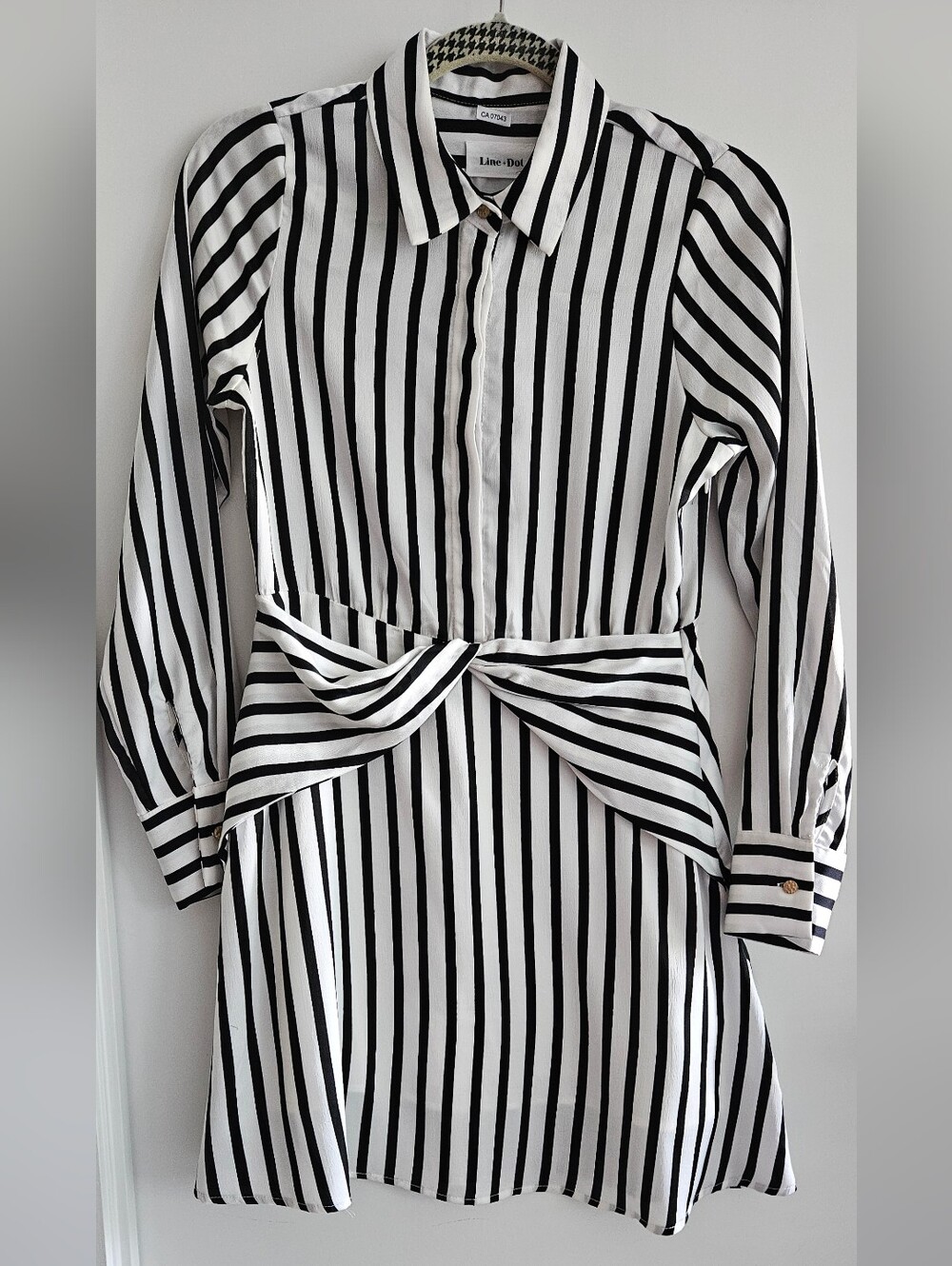 Line & Dot Black and White Striped Twist-Waist Shirt Dress (XS)